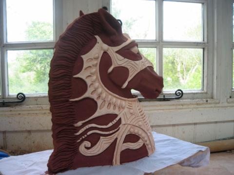 Decorating an Armoured Horse